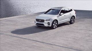 VOLVO XC60 T6 Recharge Plug-in Hybrid AWD automatico Core 6