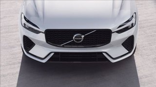 VOLVO XC60 T6 Recharge Plug-in Hybrid AWD automatico Ultimate Dark 9
