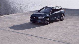 VOLVO XC60 B4 (d) automatico Plus Dark N1 7