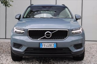 VOLVO XC40 T3 Momentum 1