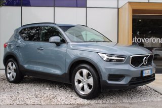 VOLVO XC40 T3 Momentum 2