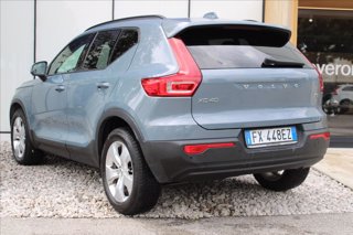 VOLVO XC40 T3 Momentum 3