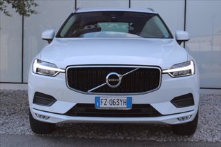 VOLVO XC60 B4 (d) AWD Geartronic Momentum 1