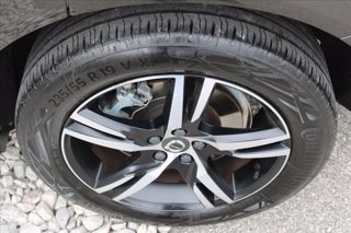 VOLVO XC60 B5 (d) AWD Geartronic R-design 24