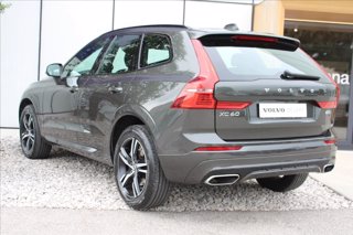 VOLVO XC60 B5 (d) AWD Geartronic R-design 4