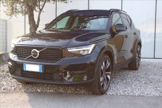 VOLVO XC40 B3 automatico Plus Dark