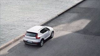 VOLVO XC40 B3 automatico Core 8