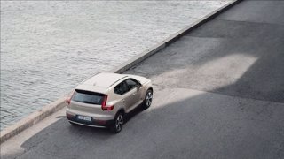 VOLVO XC40 B3 automatico Core 8