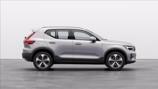 VOLVO XC40 B3 automatico Core 4