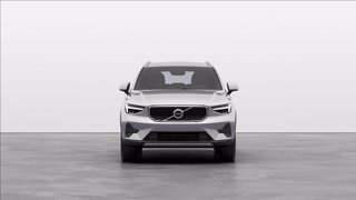 VOLVO XC40 B3 automatico Core 5