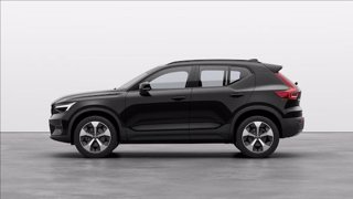 VOLVO XC40 B3 automatico Plus Dark 1