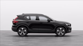 VOLVO XC40 B3 automatico Plus Dark 4