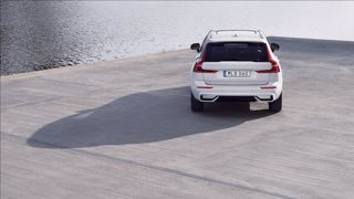 VOLVO XC60 T6 Recharge Plug-in Hybrid AWD automatico Plus Dark 7