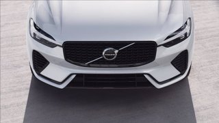 VOLVO XC60 T6 Recharge Plug-in Hybrid AWD automatico Plus Dark 9