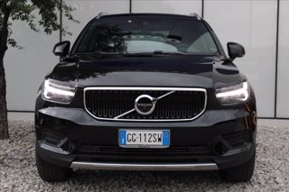 VOLVO XC40 T2 Geartronic Momentum Pro 1