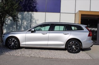 VOLVO V60 B4 (d) Geartronic Momentum Business 3