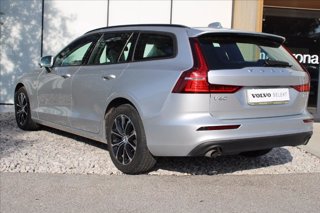 VOLVO V60 B4 (d) Geartronic Momentum Business 4