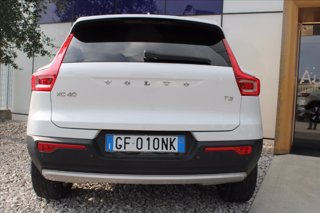 VOLVO XC40 T3 Geartronic Momentum Pro 5