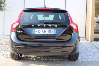 VOLVO V60 D2 Geartronic Momentum 4