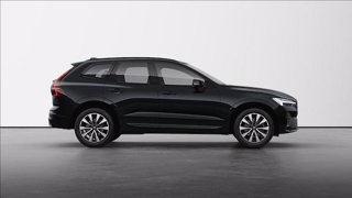 VOLVO XC60 B4 (d) AWD automatico Plus Dark 3