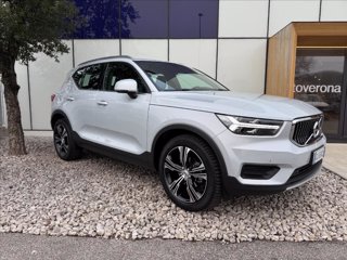 VOLVO XC40 T3 Geartronic Inscription 2