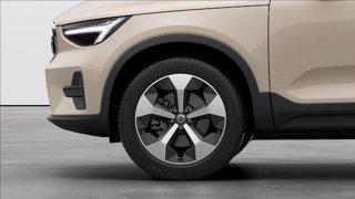 VOLVO XC40 B3 automatico Core 14