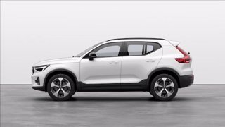 VOLVO XC40 B3 automatico Plus Dark 1