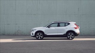 VOLVO XC40 B3 automatico Plus Dark 7