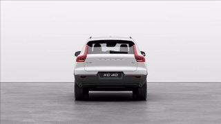 VOLVO XC40 B3 automatico Plus Dark 3