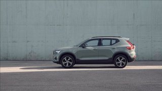 VOLVO XC40 B3 automatico Plus Dark 7