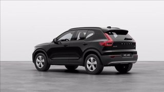 VOLVO XC40 B3 automatico Essential 2