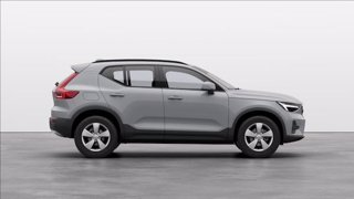 VOLVO XC40 B3 automatico Essential 4