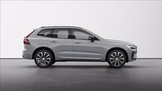 VOLVO XC60 B5 AWD automatico Plus Dark 4