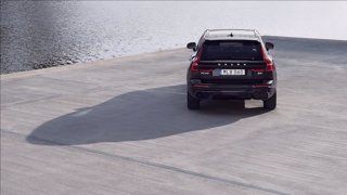 VOLVO XC60 B5 AWD automatico Plus Dark 7